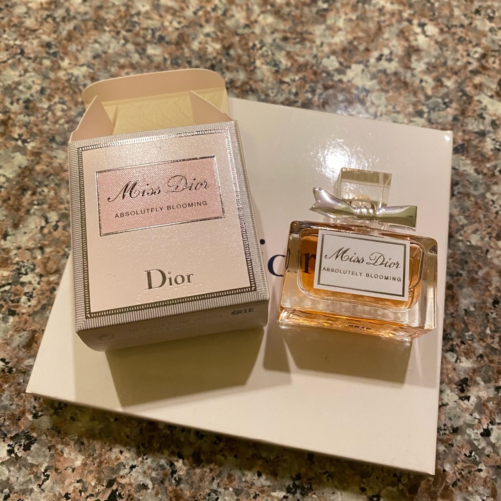 Miss Dior Absolutely Blooming Perfume 5ML